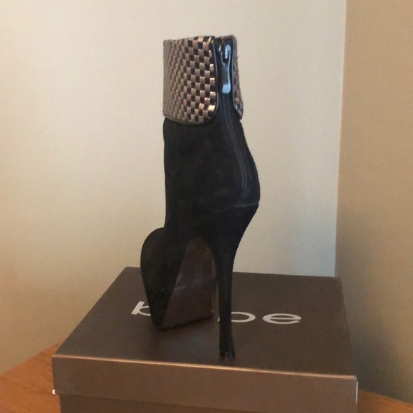 Ankle Platform Booties - Picture 3 of 6